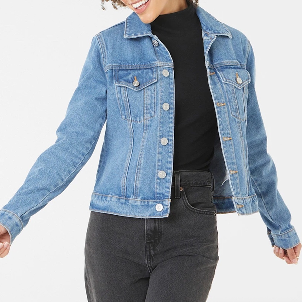 Classic Trucker Denim Jacket – Relaxed Coastal / Skater Layer -- Size S/M